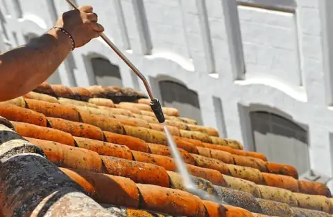 Nettoyage de toitures - Bavans